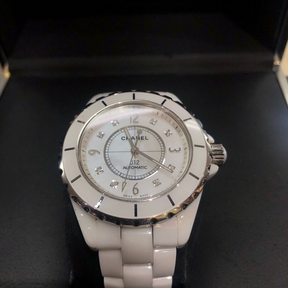 Ceramic Chanel J12 Watch ,100% Authentic - Picture 4 of 5